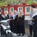 SMKN 1 Selayar Menutup RAM Dengan Berbagi Takjil