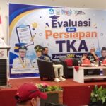 Ratusan Kepala SMK Ikuti Kegiatan Persiapan TKA di Grand Imawan Hotel